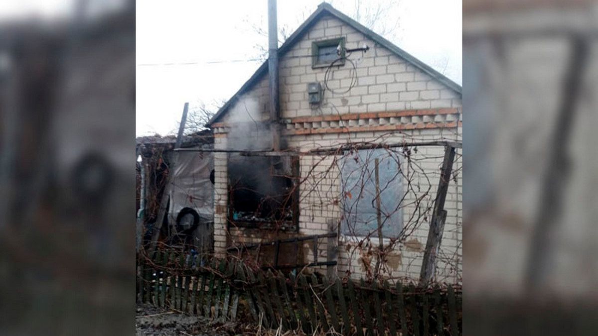 В Днепре полыхал частный дом