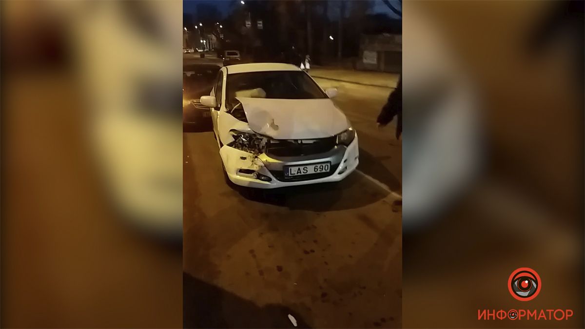 На Леваневского пьяный водитель Honda протаранил Daewoo и Toyota