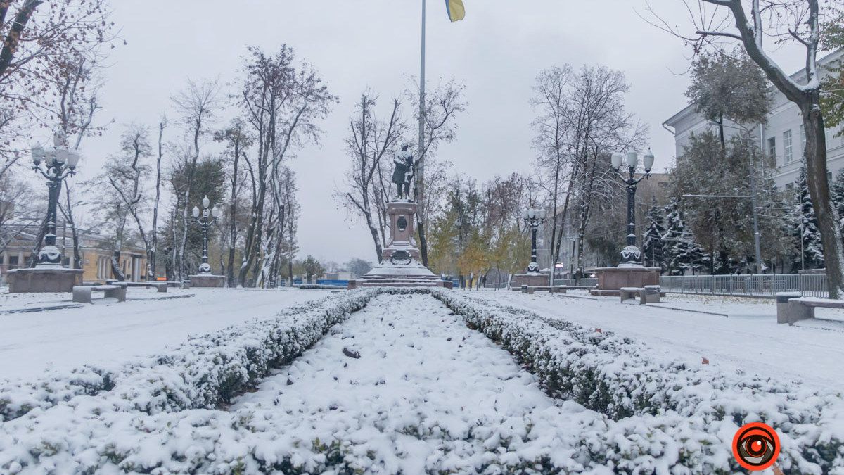 Жителей Днепра предупредили о снегопаде и гололеде