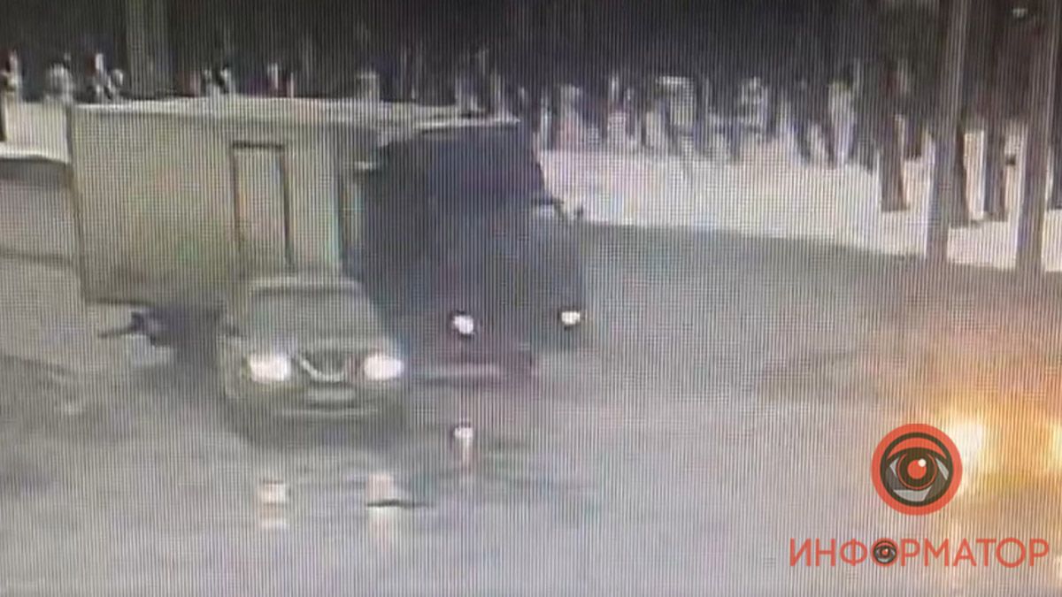 В Днепре на Запорожском шоссе ТАТА протаранила Nissan: видео момента