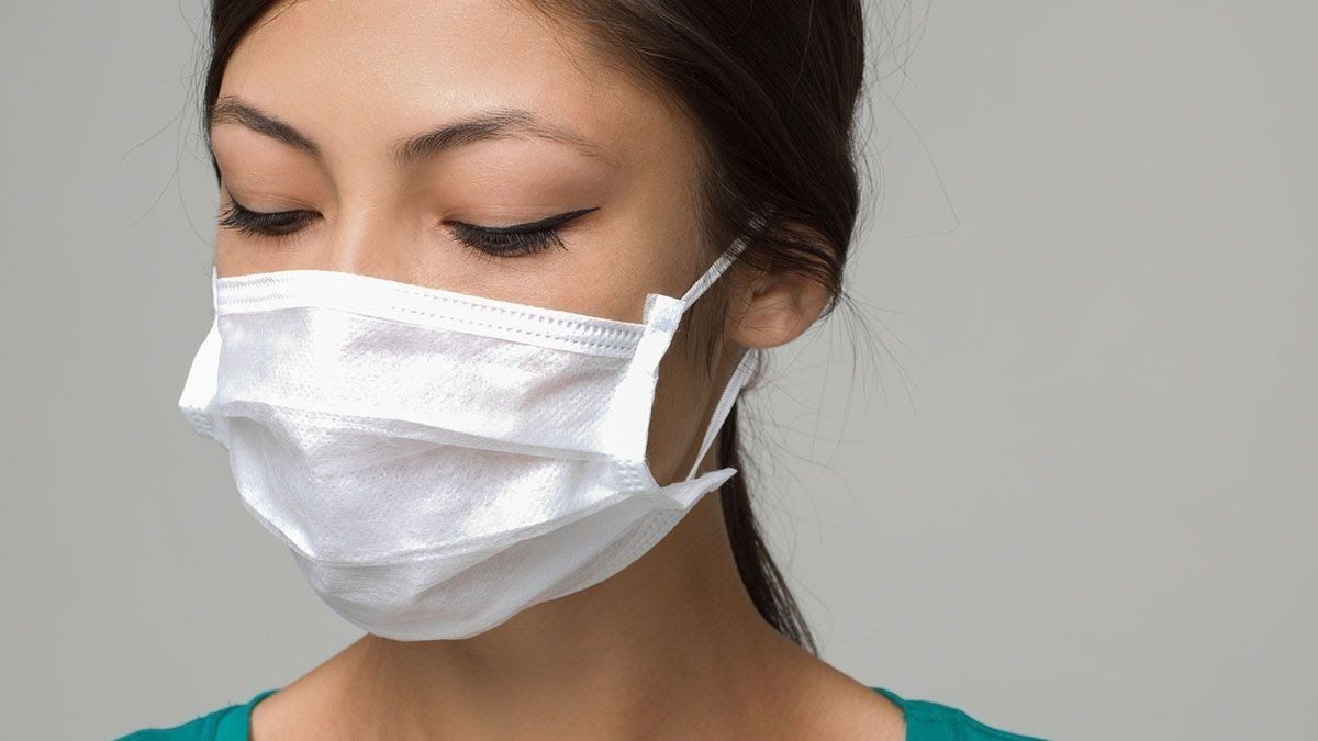 Как последствия ковида отражаются на красоте и что делать с дерматитом из-за ношения маски