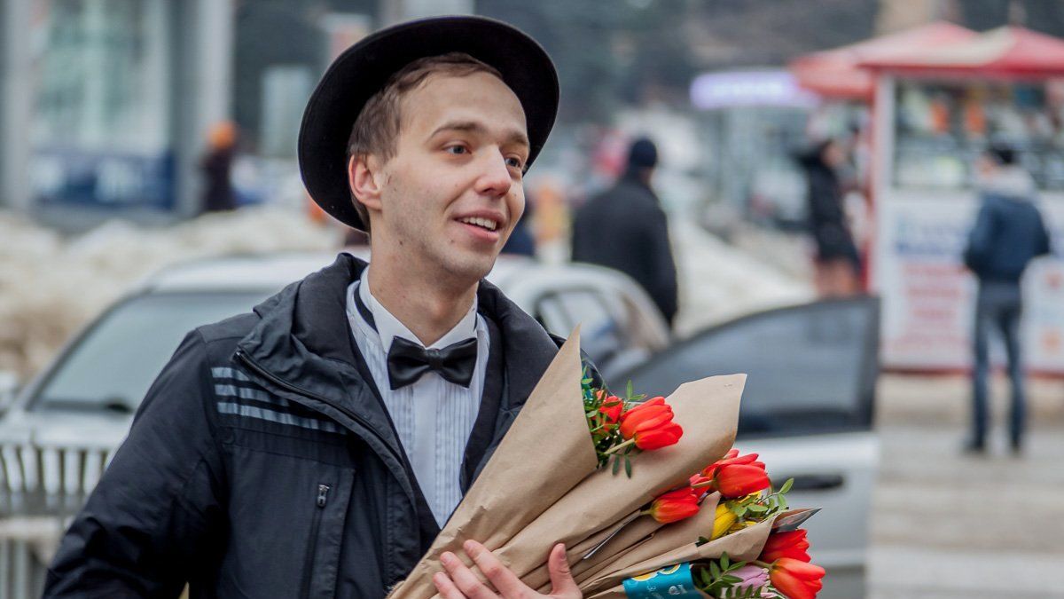 Где в Днепре на 8 марта будут бесплатно дарить цветы: адреса