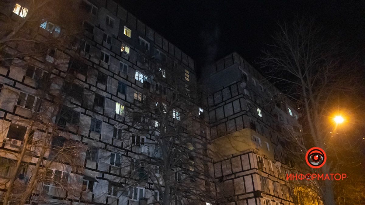 В Днепре на Данилы Нечая горел 9-этажный дом