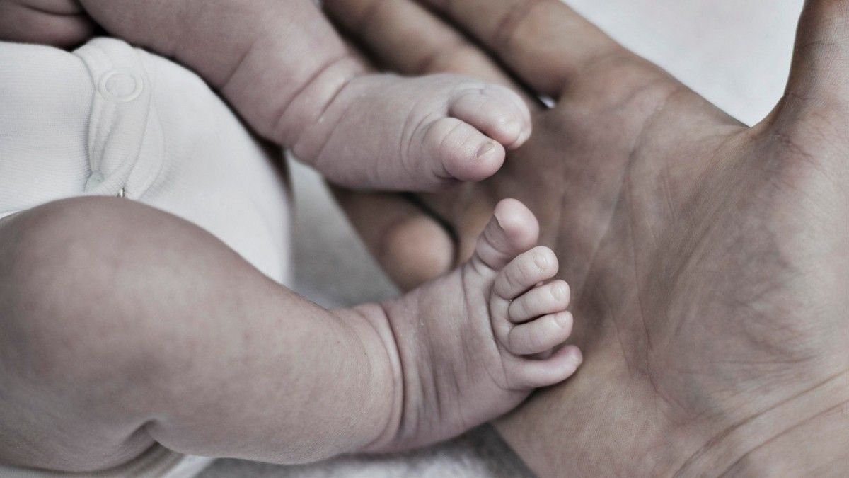 В Днепропетровской области мать отдала новорожденную дочь другой женщине для попрошайничества