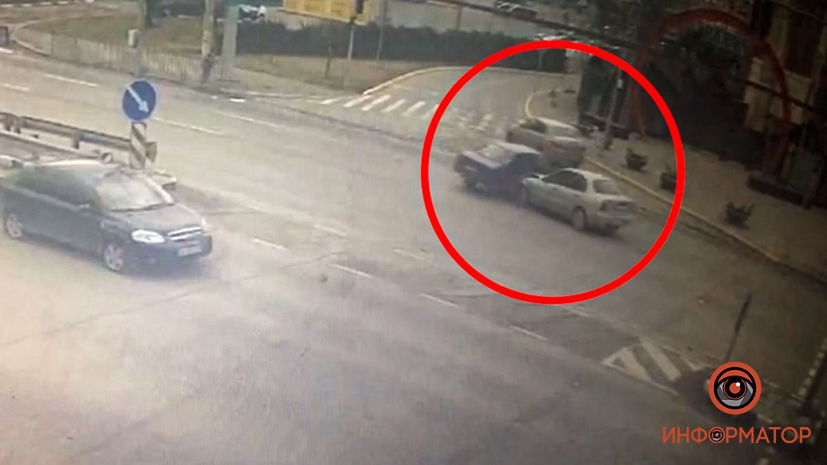 В Днепре возле «Нашей правды» столкнулись ВАЗ и Daewoo: видео момента