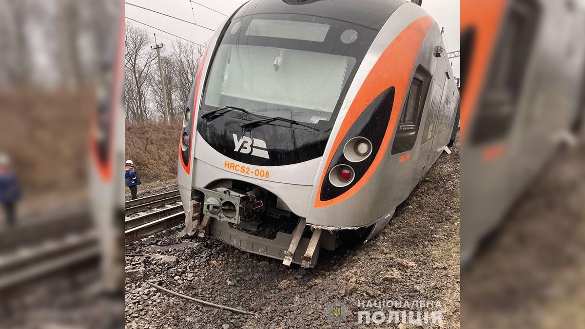 Авария с "Интерсити" в Днепропетровской области: полиция открыла уголовное производство