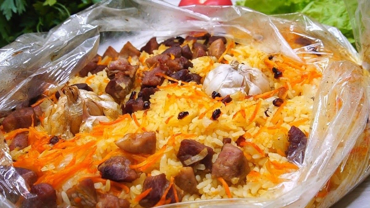 Простые и вкусные рецепты: как приготовить ленивый плов в рукаве