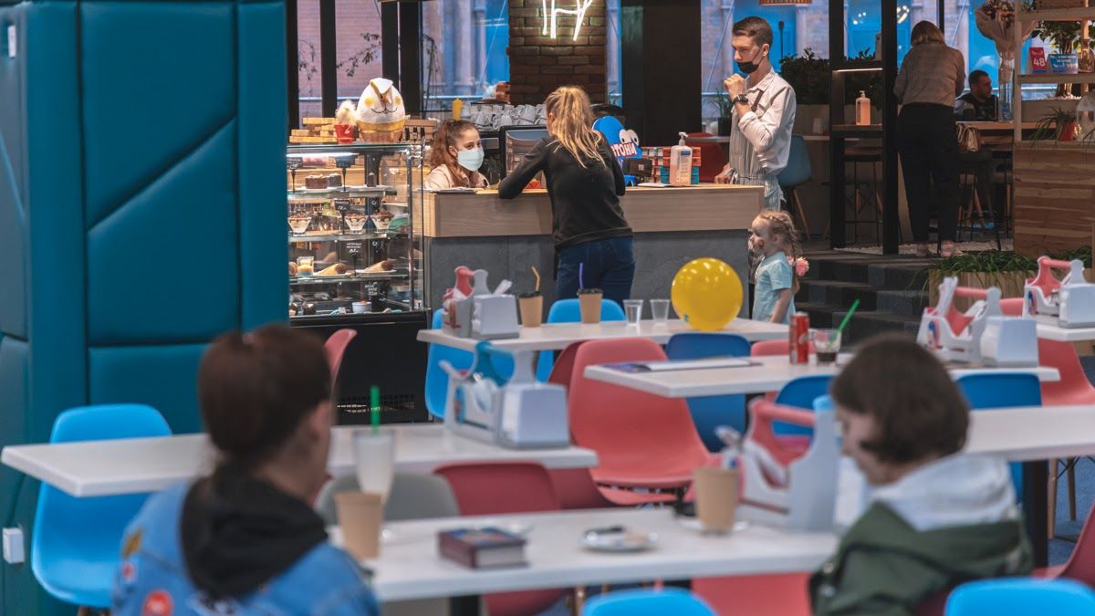 Поужинать в ресторане с детьми и не сойти с ума поможет Dkids