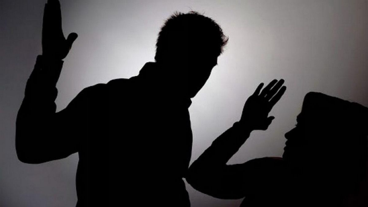 В Днепре мужчина на почве ревности до смерти избил свою сожительницу