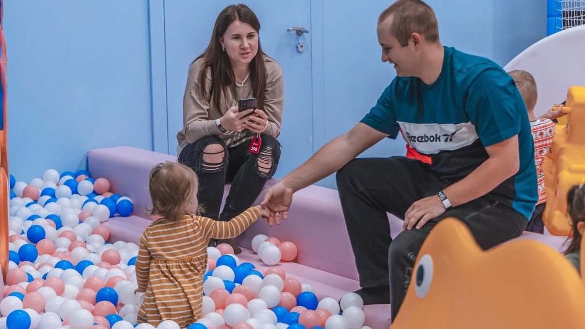 Dkids: отличное место для родителей с детьми в плохую погоду