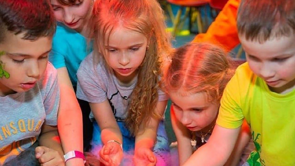 Aloha! В центре Днепра пройдет гавайский квест для детей от Dkids