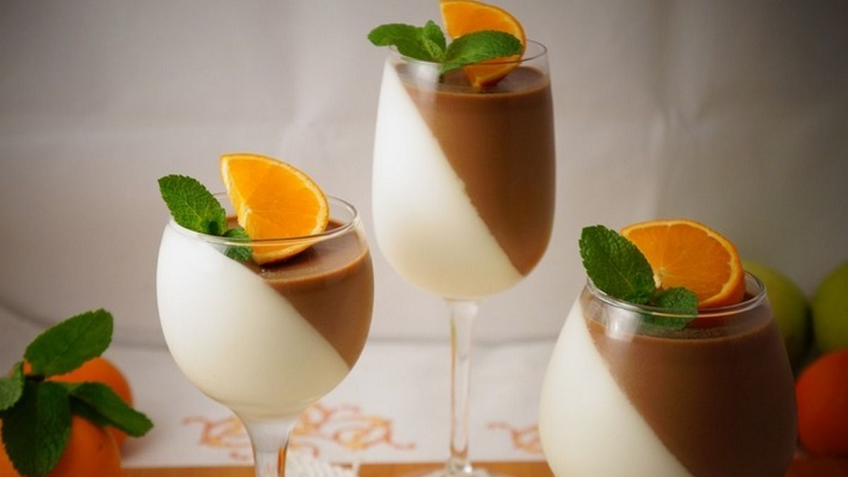 Простые и вкусные рецепты: как приготовить ванильно-шоколадную панна-котту