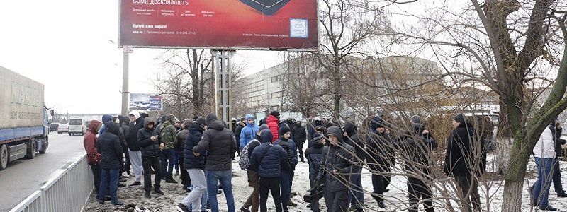 Жители Днепра высказали свое мнение относительно сноса билбордов