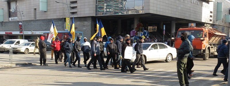 Кто и зачем перекрывает дорогу возле "МОСТ-сити" (ФОТО, ВИДЕО)