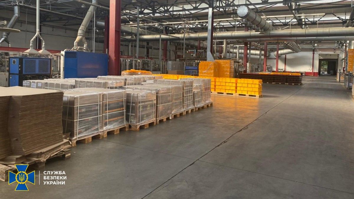 В Днепре предприятия незаконно продавали в Россию запчасти для бронетехники