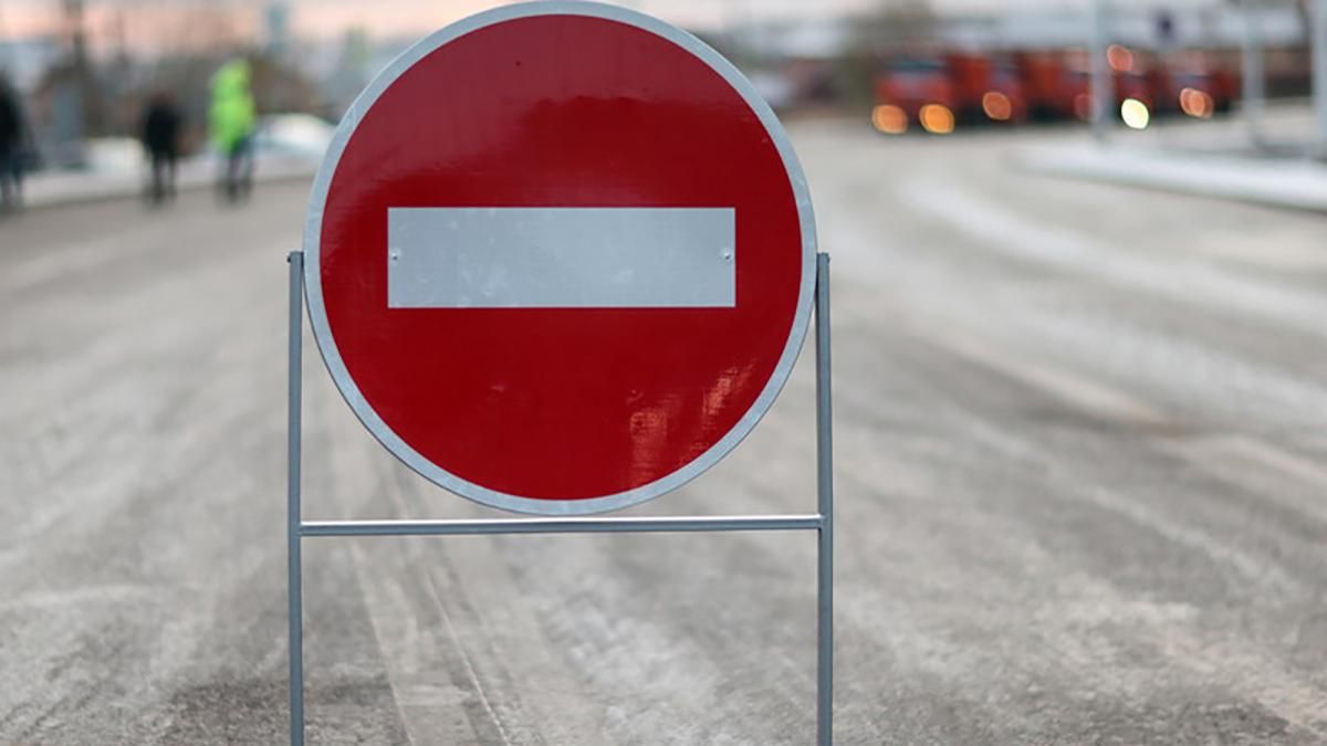 В Днепре планируют на 4 месяца сузить проезжую часть на Феодосиевской