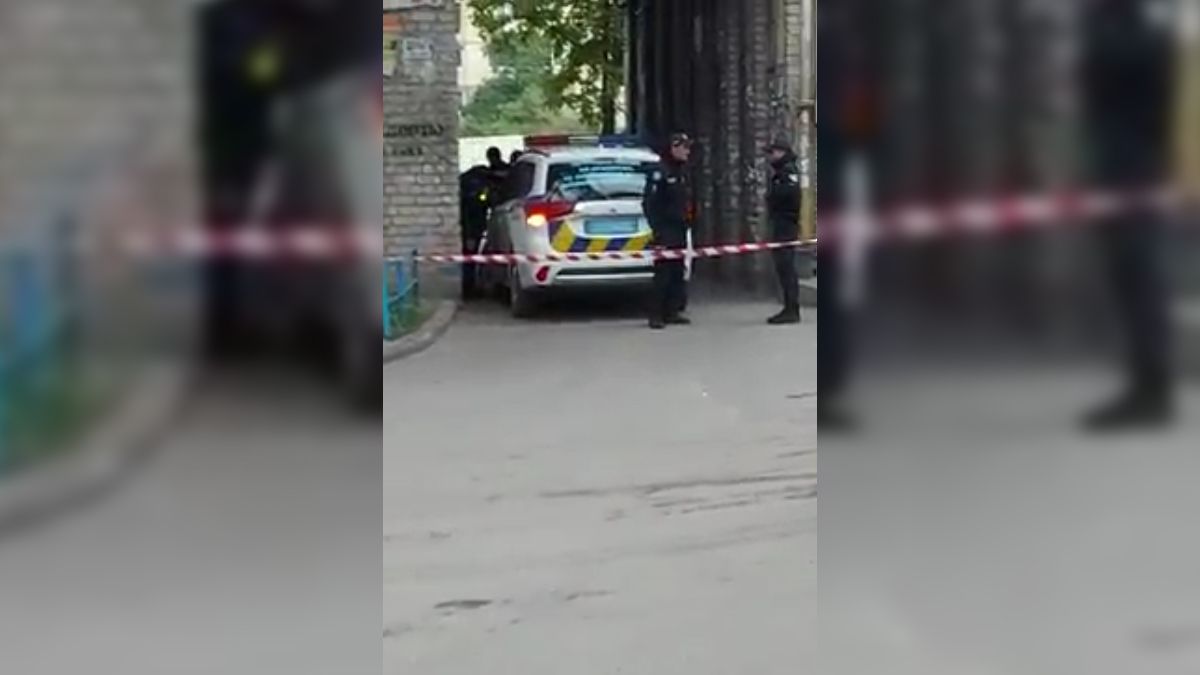В Днепре патрульные гнались за мотоциклистом и сбили женщину