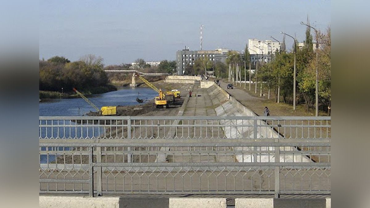 В Павлограде 15-летняя девочка упала с дамбы: состояние пострадавшей