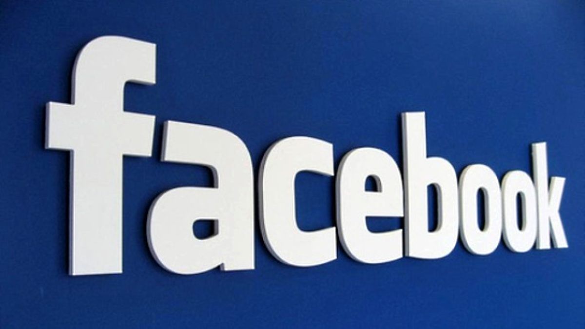 В работе Facebook, Instagram и WhatsApp произошел сбой