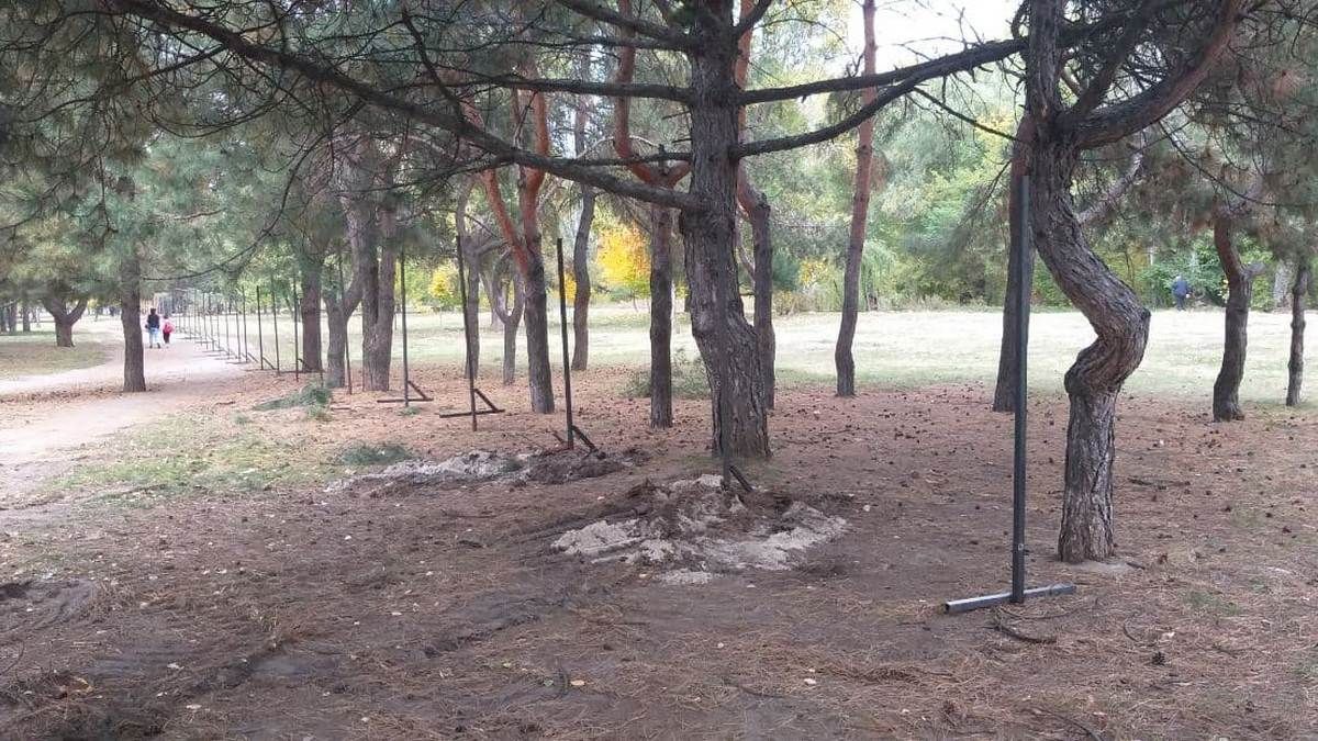 Стройка в зеленой зоне напротив бывшего «Салюта» в Днепре: что там появится