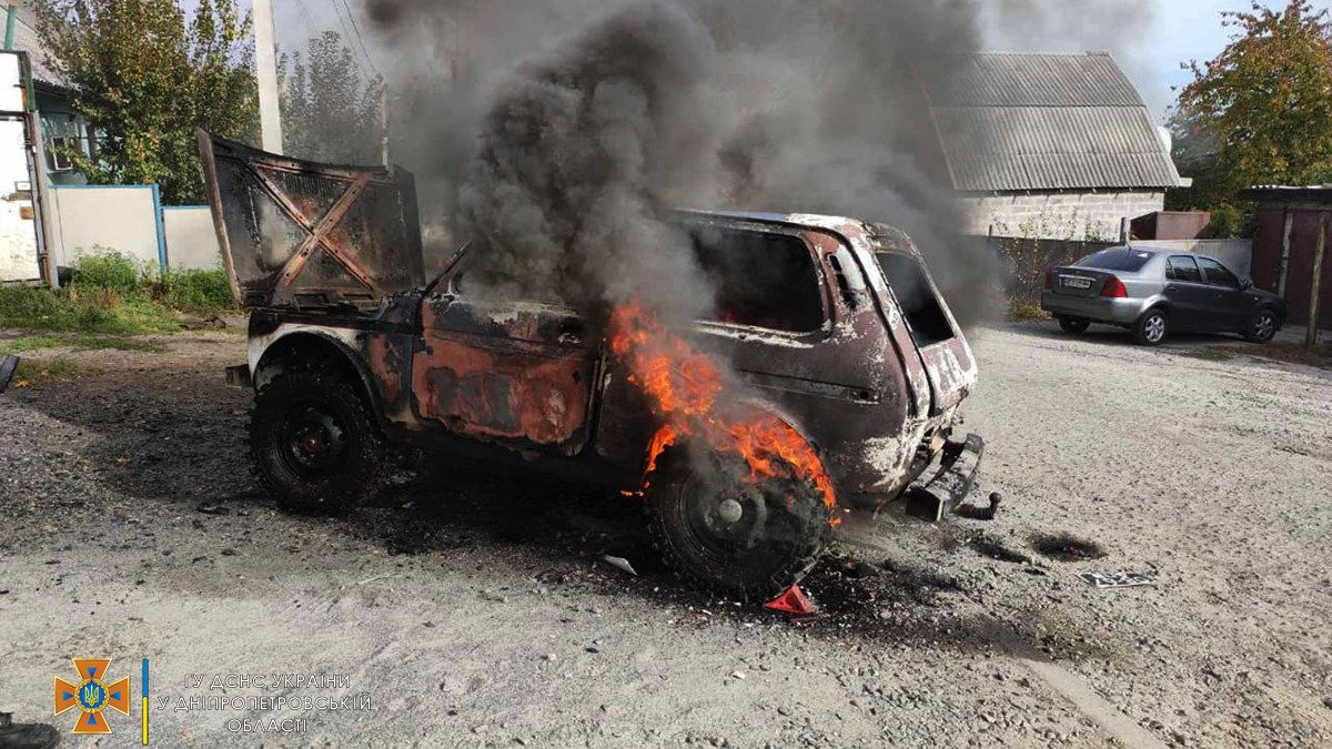 В Днепре на Владимирской сгорел ВАЗ
