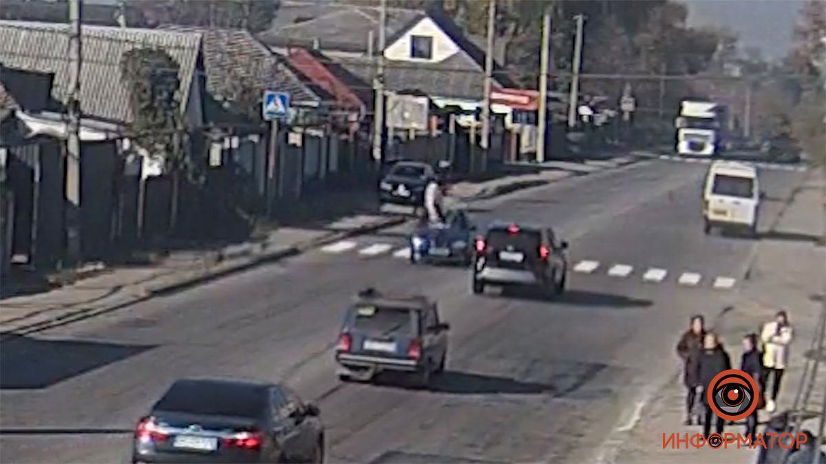 В Днепре на Передовой Daewoo сбил женщину на переходе: видео момента ДТП