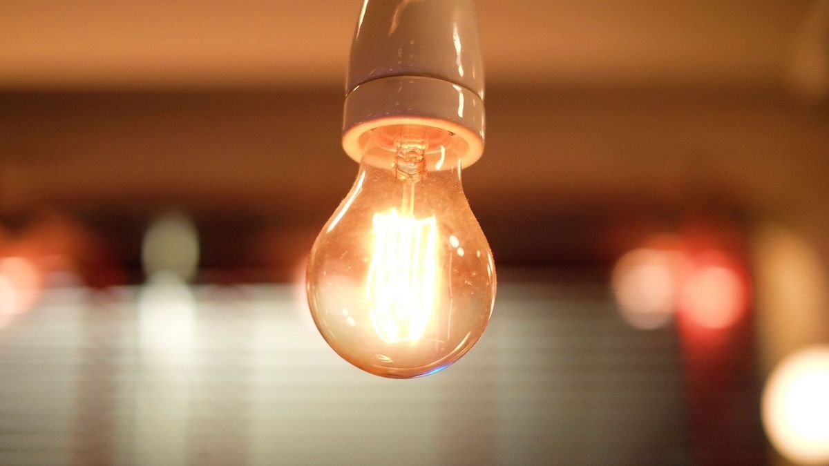 В пятницу в семи районах Днепра может не быть света: список адресов