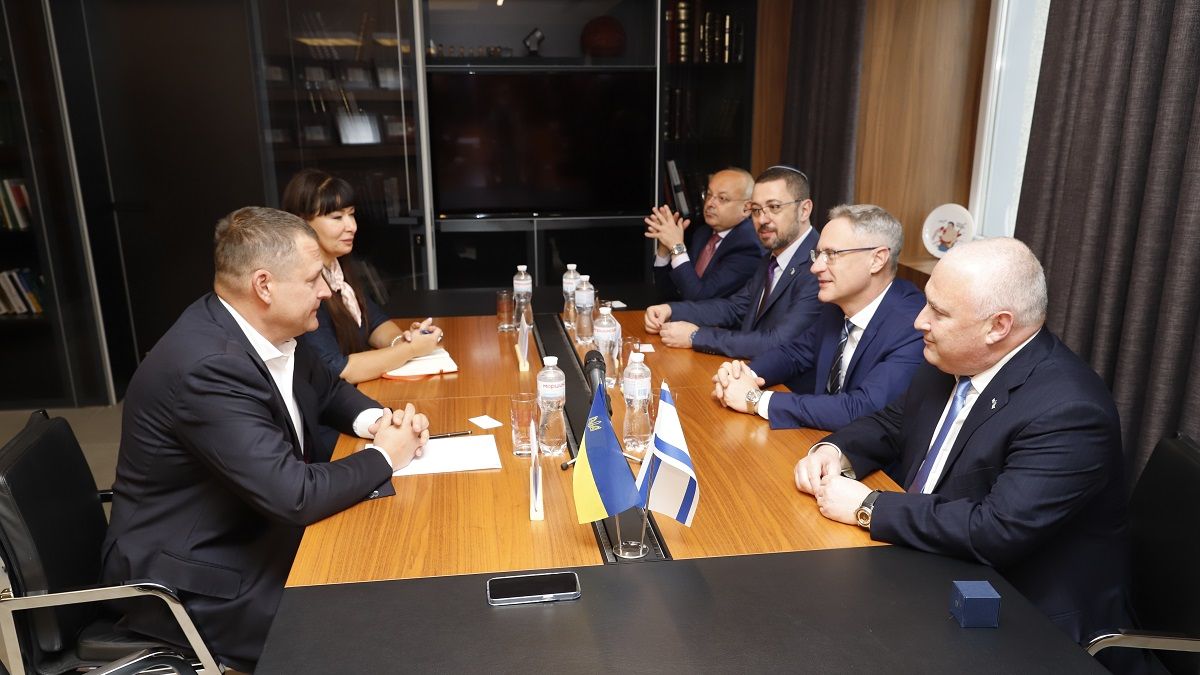 Борис Филатов встретился с новоназначенным послом Израиля в Украине Михаилом Бродским