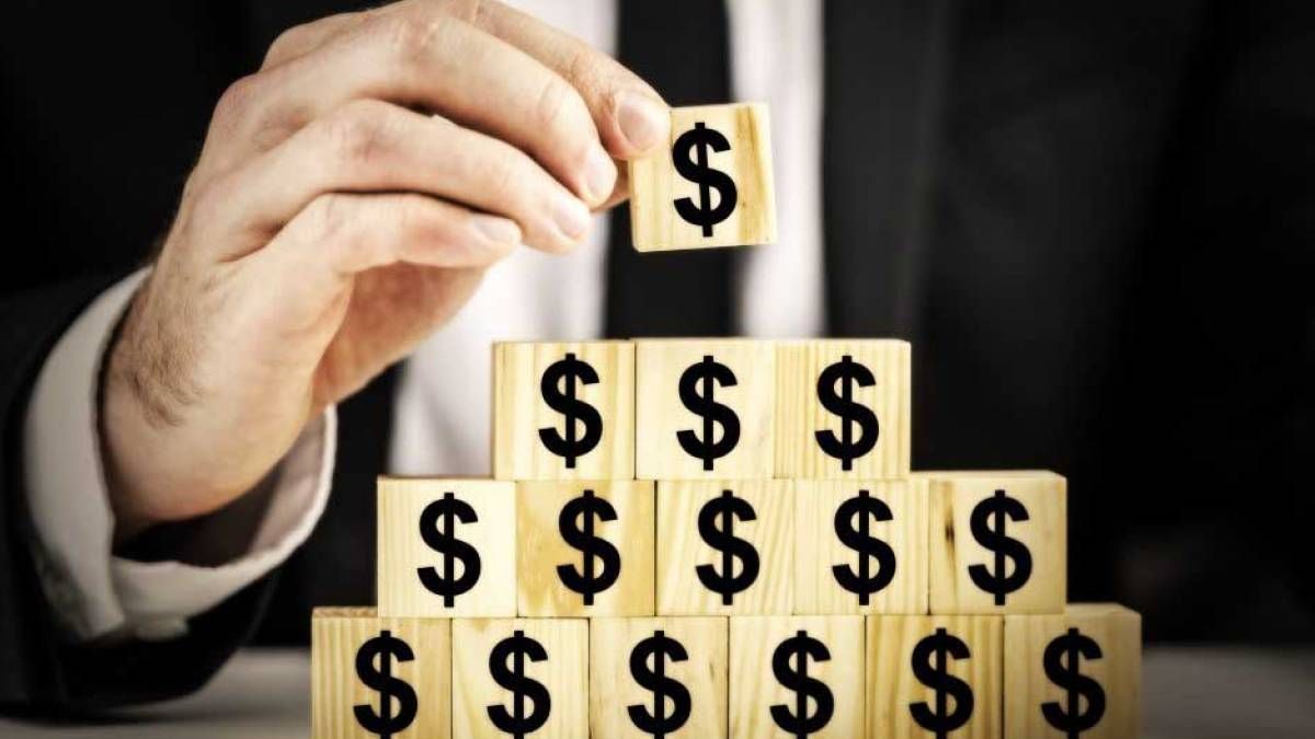 Куда не стоит вкладывать деньги: в Украине обновили список финансовых «пирамид»