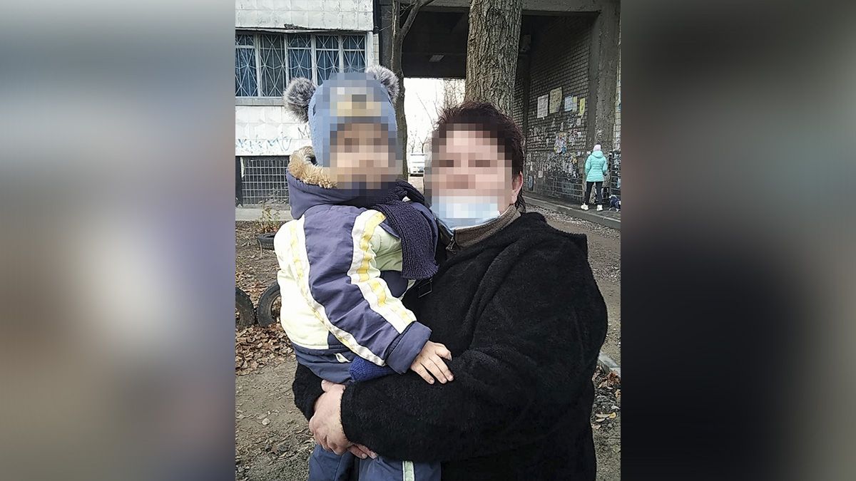 Ушел, пока бабушка отвлеклась: в Днепре потерялся двухлетний мальчик