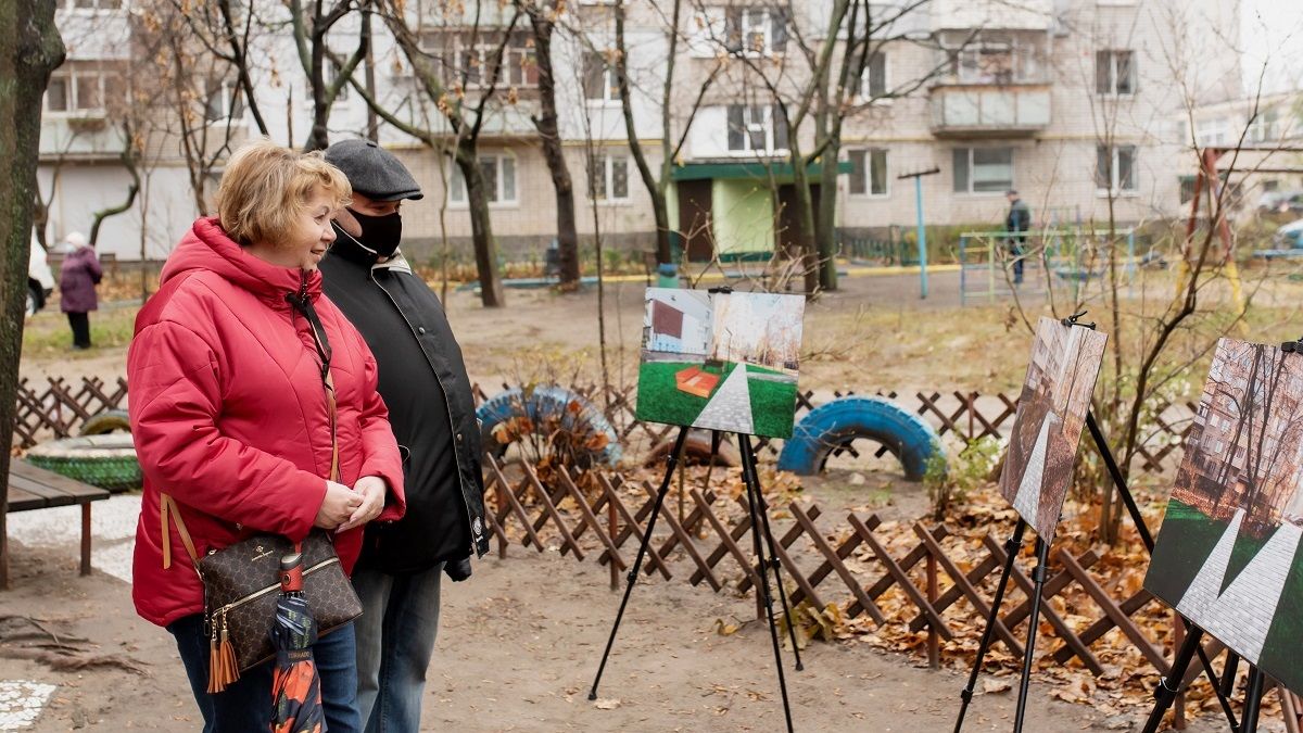 Дмитрий Кисилевский представил план реконструкции придомового сквера в Индустриальном районе