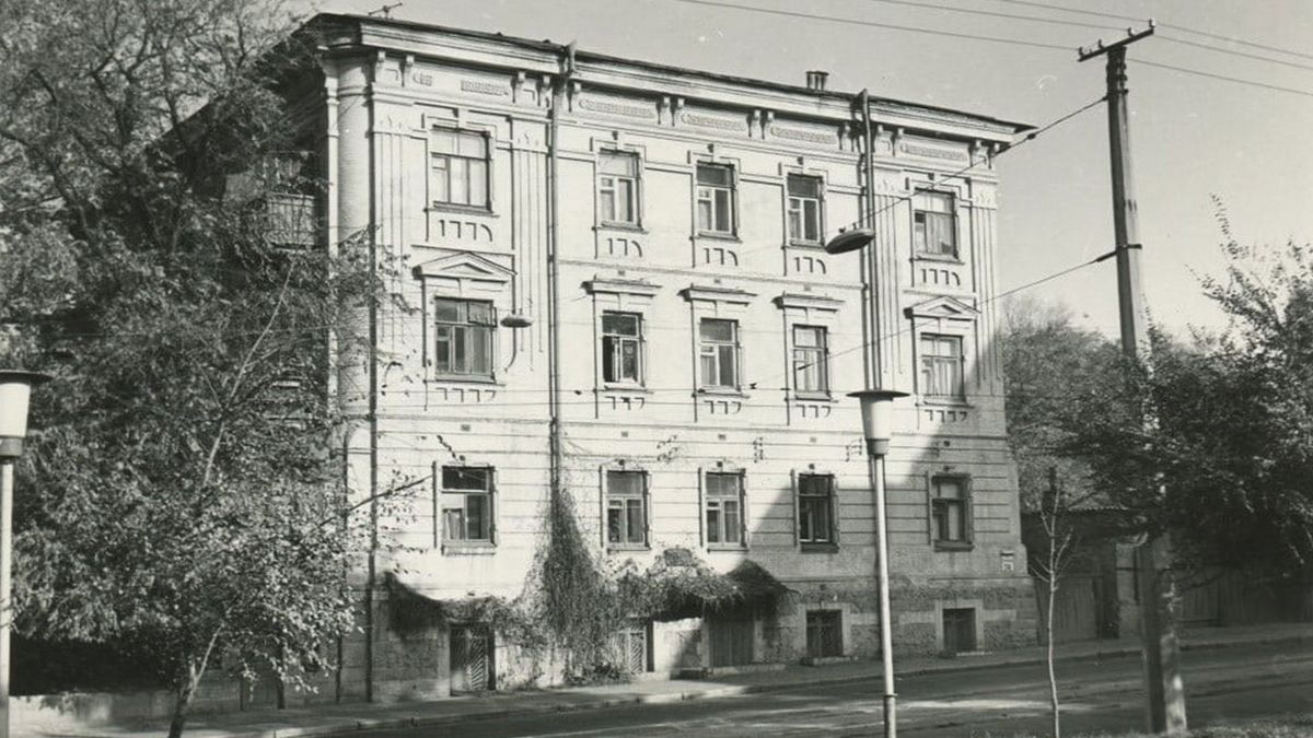 История дома в Днепре, который вы видели, но проходили мимо