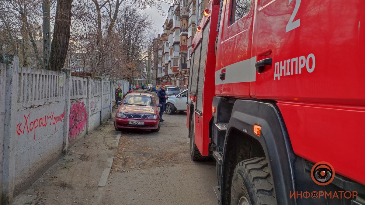 По Днепру промчались пожарные машины: мешают ли "паркуны" проезду экстренных служб