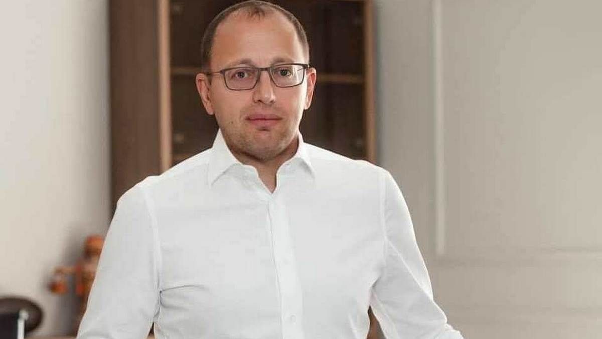 "Почему тысячи молодых украинцев ежегодно уезжают за границу и как их вернуть в свою страну": Гуфман о проблемах системы образования