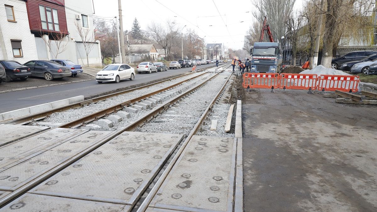 В Днепре стартовал ремонт стратегической ветки, по которой на маршруты ежедневно выходит почти 90% подвижного состава трамваев