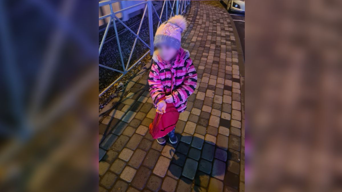 Нашли в тупике трамвая: в Днепре 4-летняя девочка ушла из детского сада