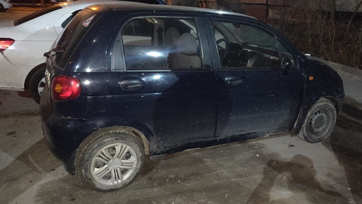 В Днепре пьяный мужчина попросил знакомую подвезти его, а потом угнал ее машину