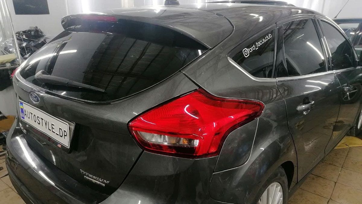 Тонировка авто в Днепре: где "закатать" свой автомобиль качественно и с гарантией
