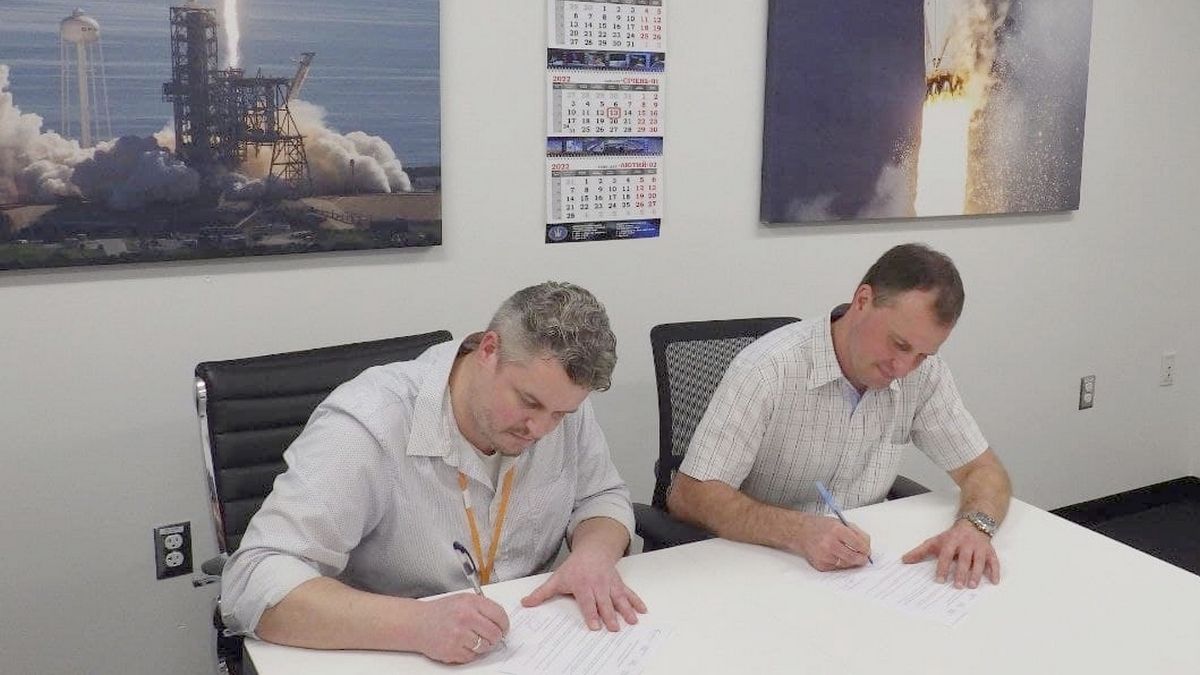 КБ "Южное" отправит в космос свой аппарат на ракете от SpaceX
