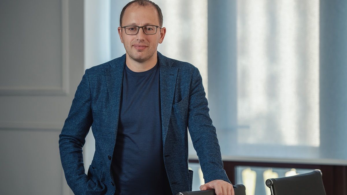 Гуфман: Изменения в украинской избирательной системе стали плохой традицией перед выборами
