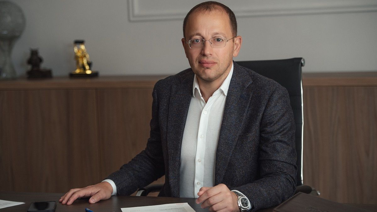 Гуфман: Люди достаточно неохотно признаются в недовольстве действующей властью, когда выходят за пределы собственной кухни