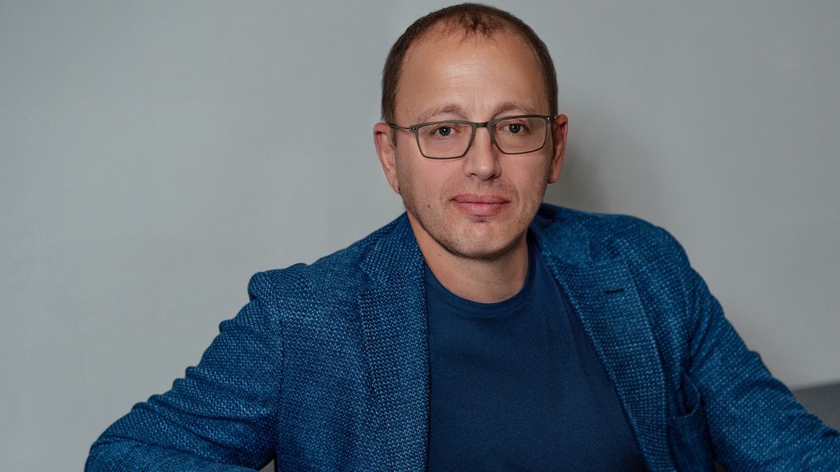Гуфман: Восстановить доверие украинцев к депутатам Верховной Рады могут только новые парламентские выборы