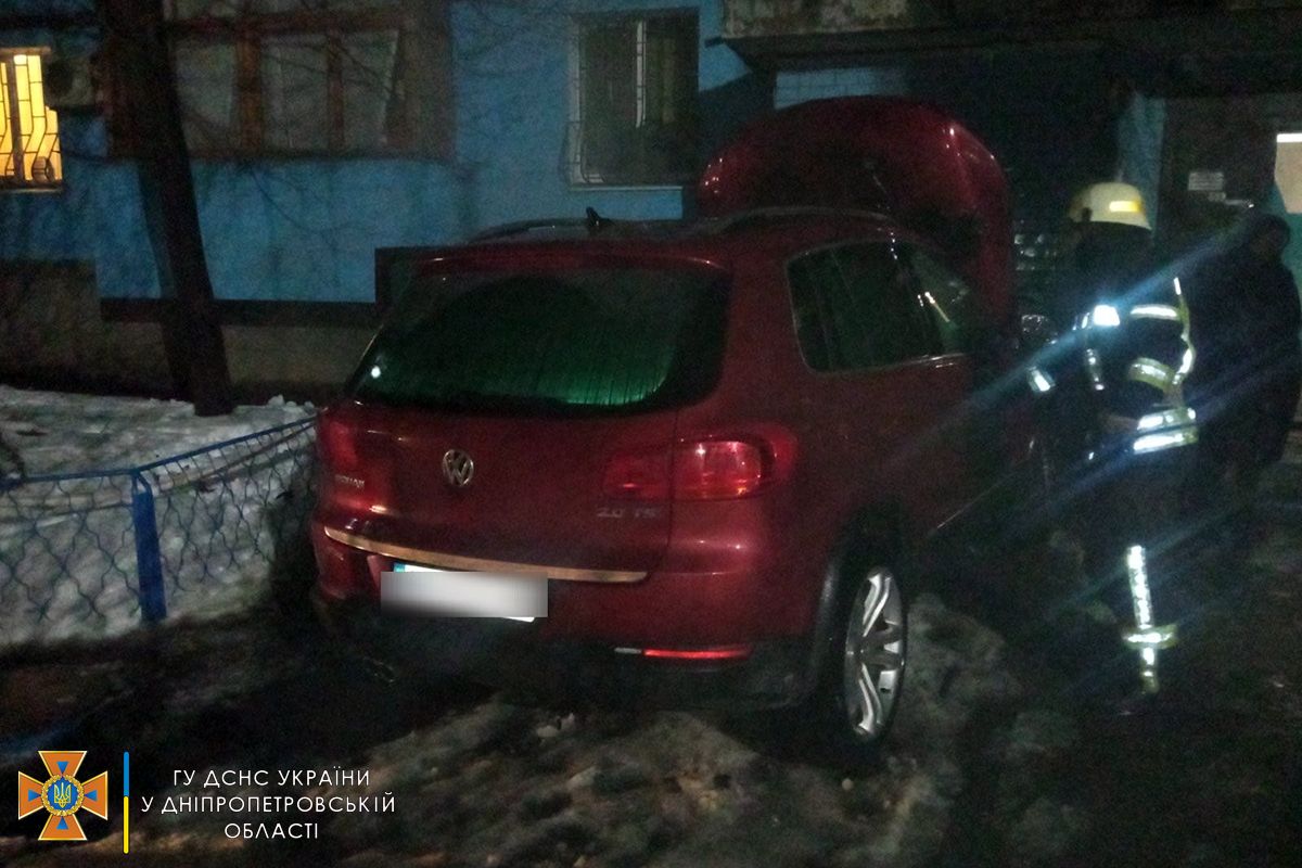 В Новомосковске загорелся Volkswagen