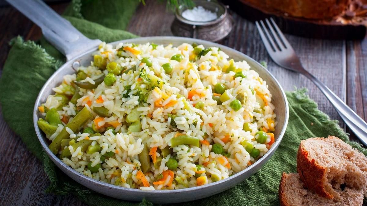 Простые и вкусные рецепты: как приготовить рис с овощами в мультиварке
