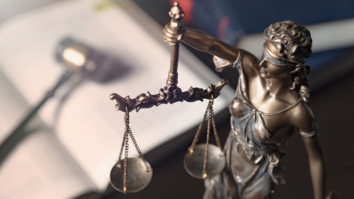 Що робити, якщо ви придбали викрадену річ