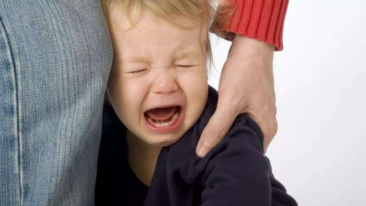 Детали продырявили кишечник: в Днепре прооперировали 2-летнего мальчика, который проглотил головоломку
