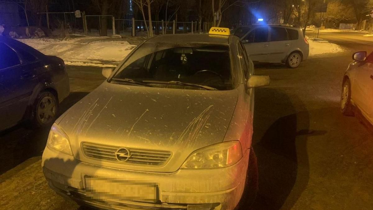 В Днепре семь раз выстрелили в таксиста и пытались его задушить: комментарии полиции