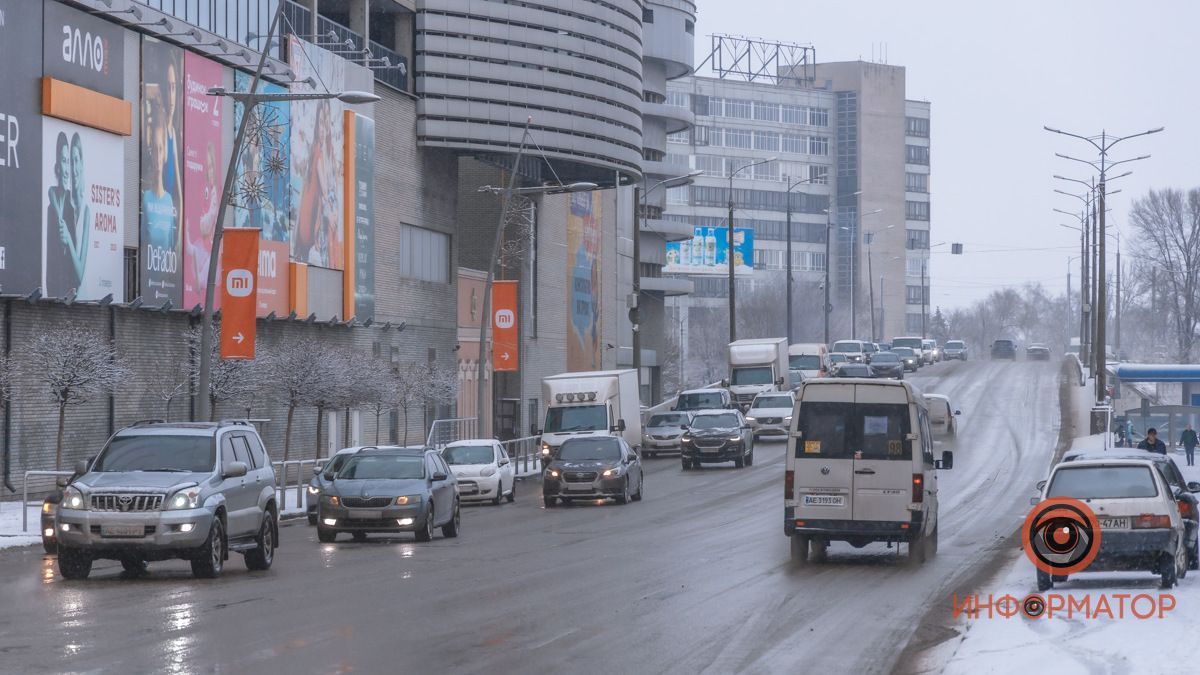 В Днепре появились 7 бесплатных мест для парковки: где их найти