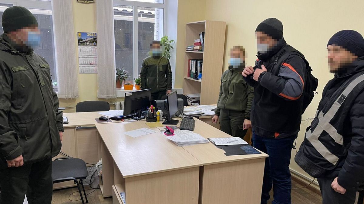 Стрельба на ЮМЗ в Днепре: в воинской части гвардейца проводят обыски