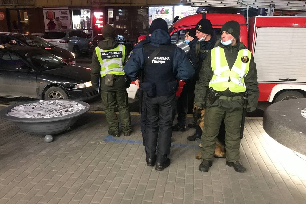 В Днепре "заминировали" ТРЦ «МОСТ-Сити» и Appolo: видео эвакуации